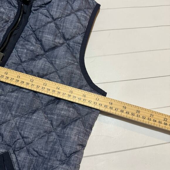 Old Navy Denim Navy Blue Colored Quilted Puffer Vest Women’s Size XS - Picture 4 of 5